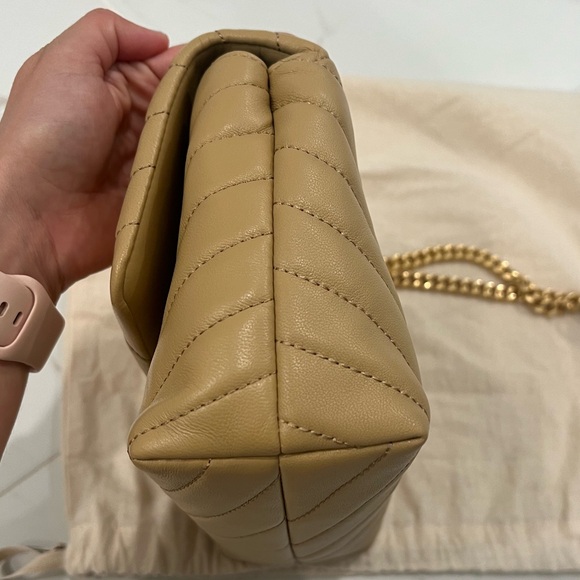 Tory Burch Small Kira Sand Beige Chevron Shoulder Bag, Great Used Condition - Picture 14 of 16